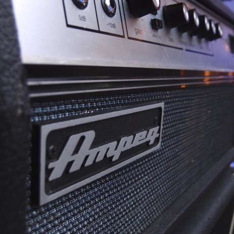 Ampeg